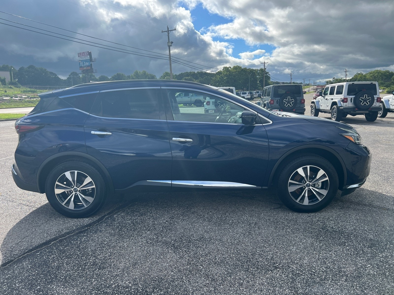 Used 2023 Nissan Murano SV with VIN 5N1AZ2BS9PC105791 for sale in West Plains, MO