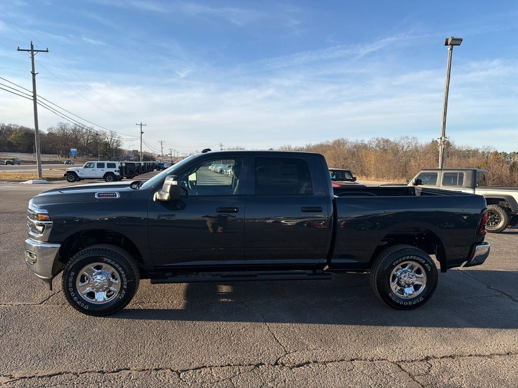 New 2026 Ram 2500 TRADESMAN CREW CAB 4X4 6'4 BOX Pickup