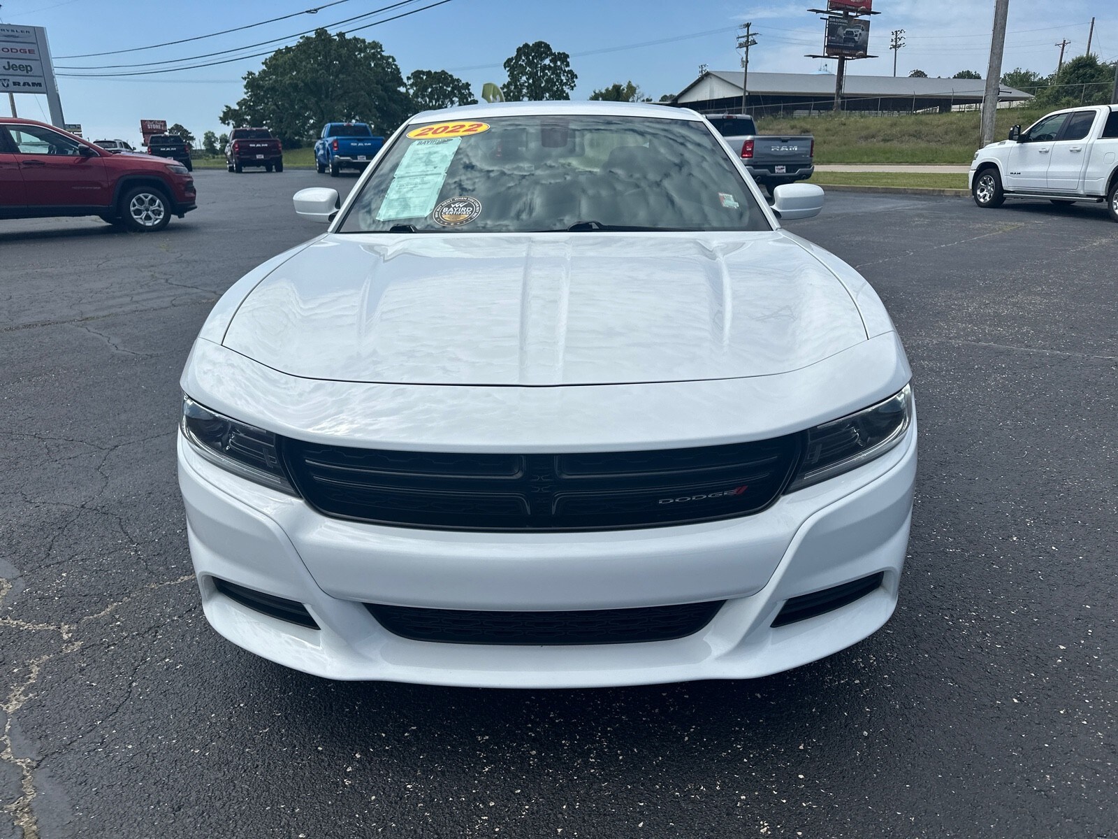 2022 Dodge Charger SXT photo 2