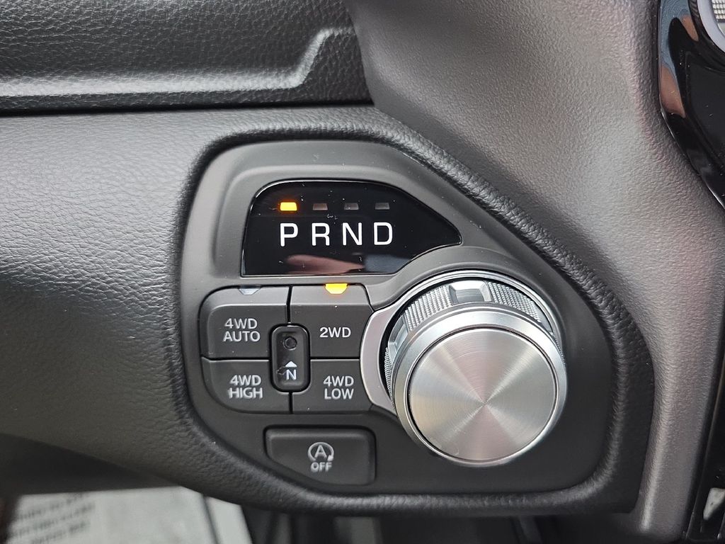 2026 RAM 1500 Laramie - Photo 27