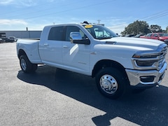 2026 Ram 3500 LARAMIE MEGA CAB 4X4 6'4 BOX Pickup