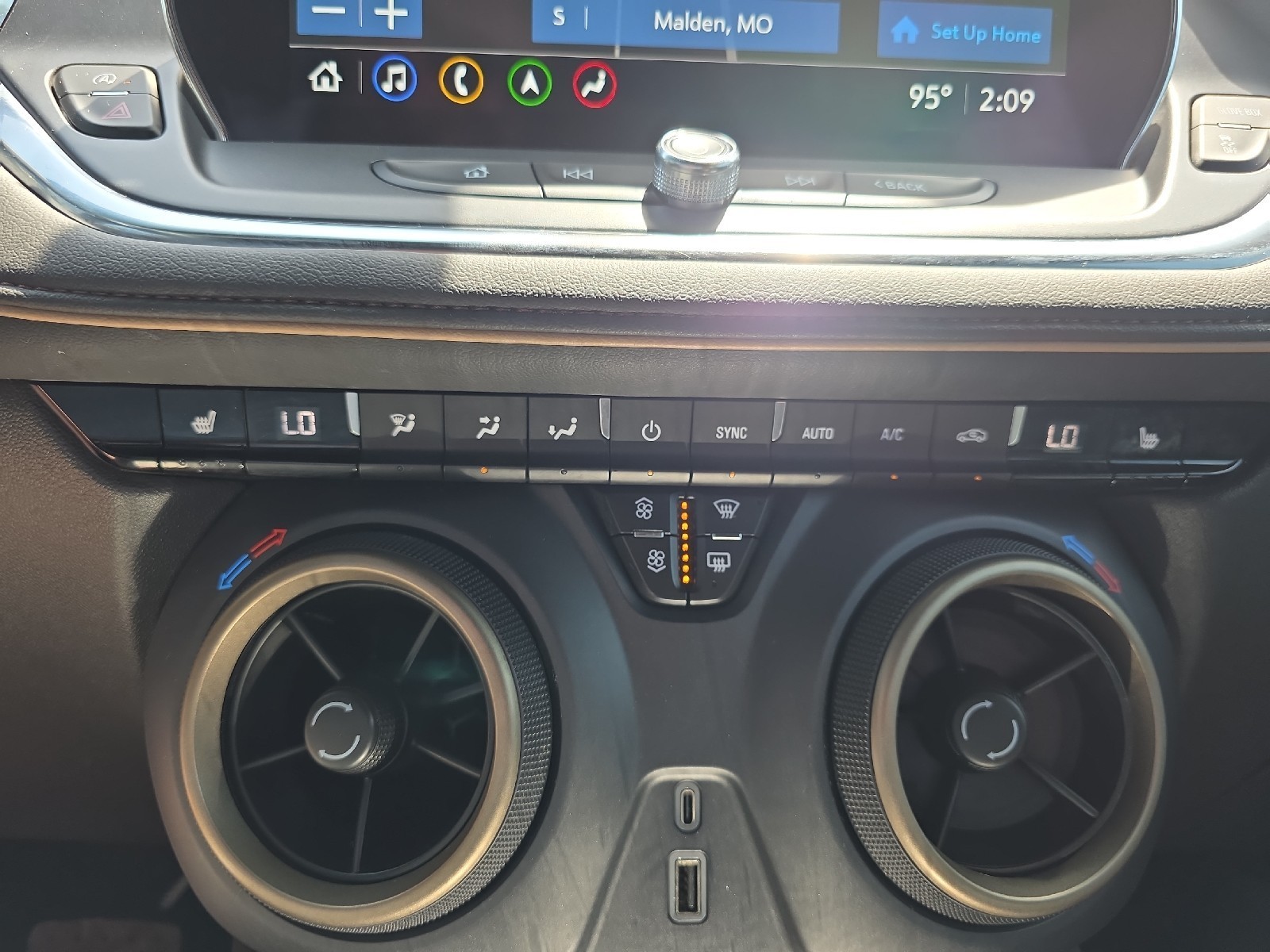 2024 Chevrolet Blazer Premier - Photo 24