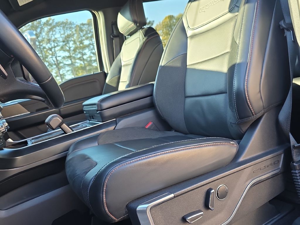 2024 Ford F-150 Raptor - Photo 14