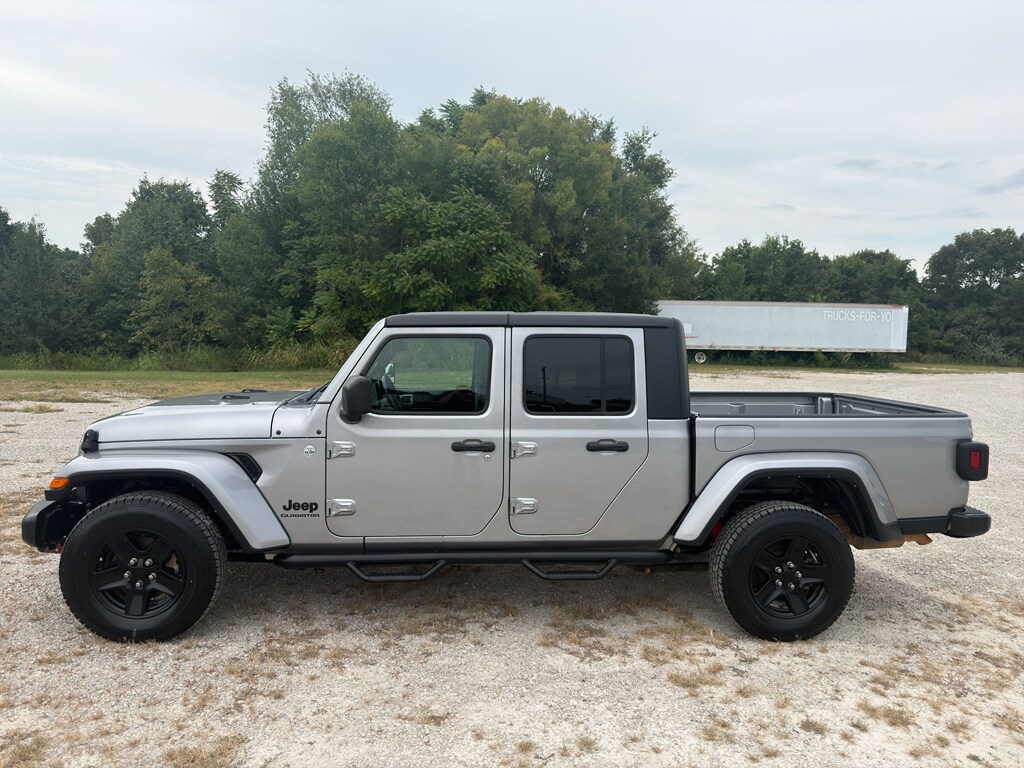 Used 2021 Jeep Gladiator Sport Truck Crew Cab