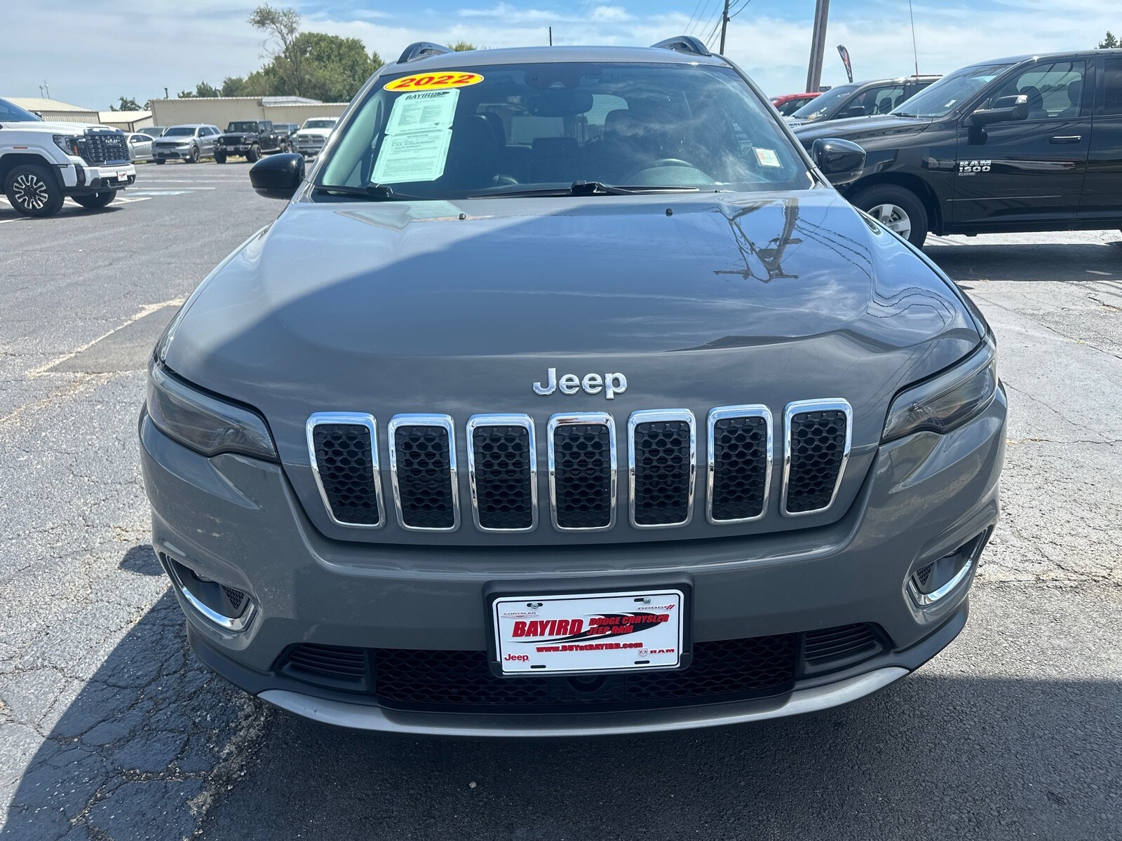 2022 Jeep Cherokee Limited photo 2