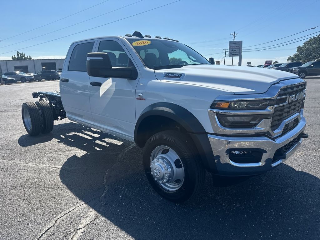 New 2026 Ram 4500 TRADESMAN CHASSIS CREW CAB 4X4 60' CA Pickup