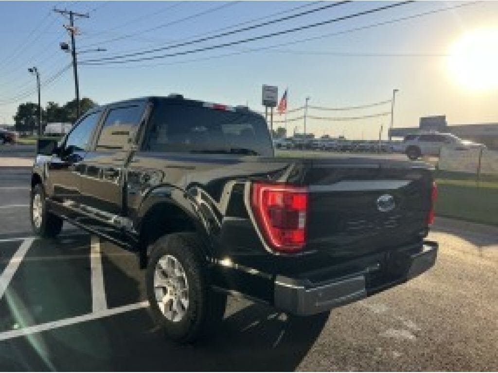 2023 Ford F-150 XLT - Photo 8