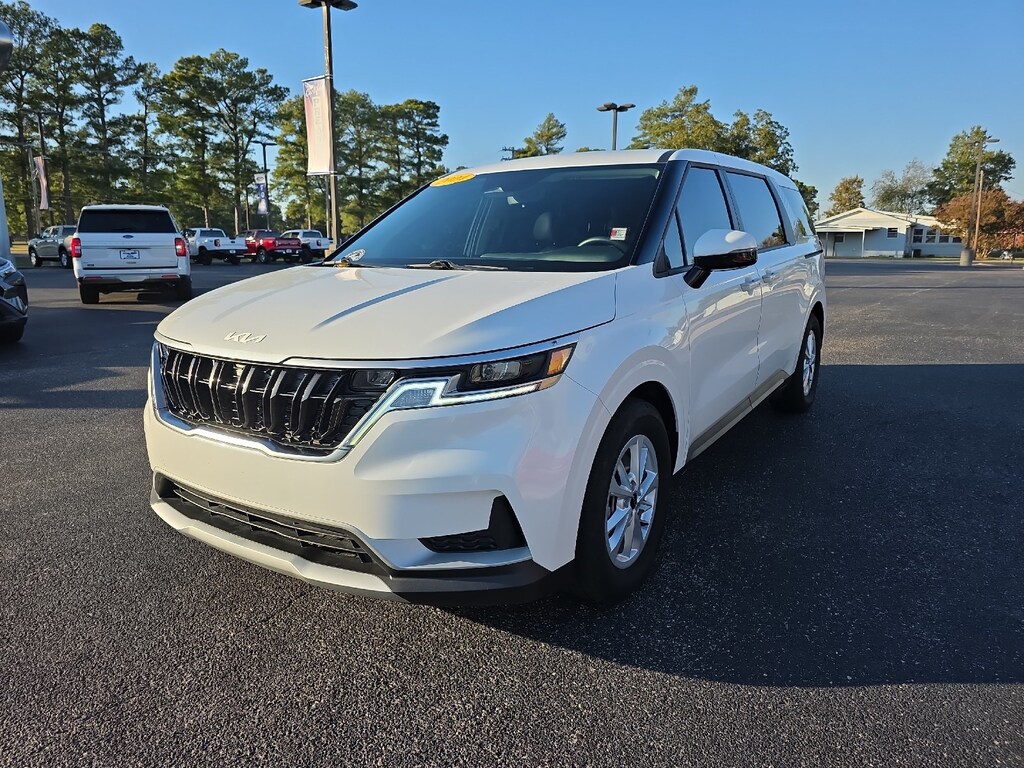 Used 2024 Kia Carnival LX Seat Package MPV