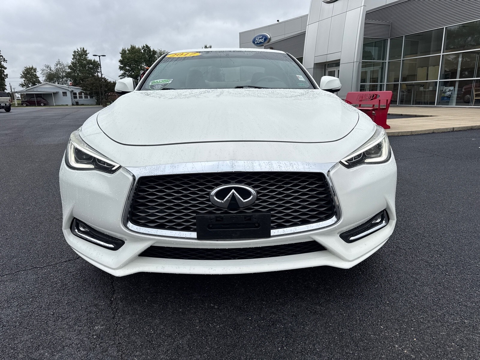 2017 Infiniti Q60 3.0t Premium Coupe photo 3