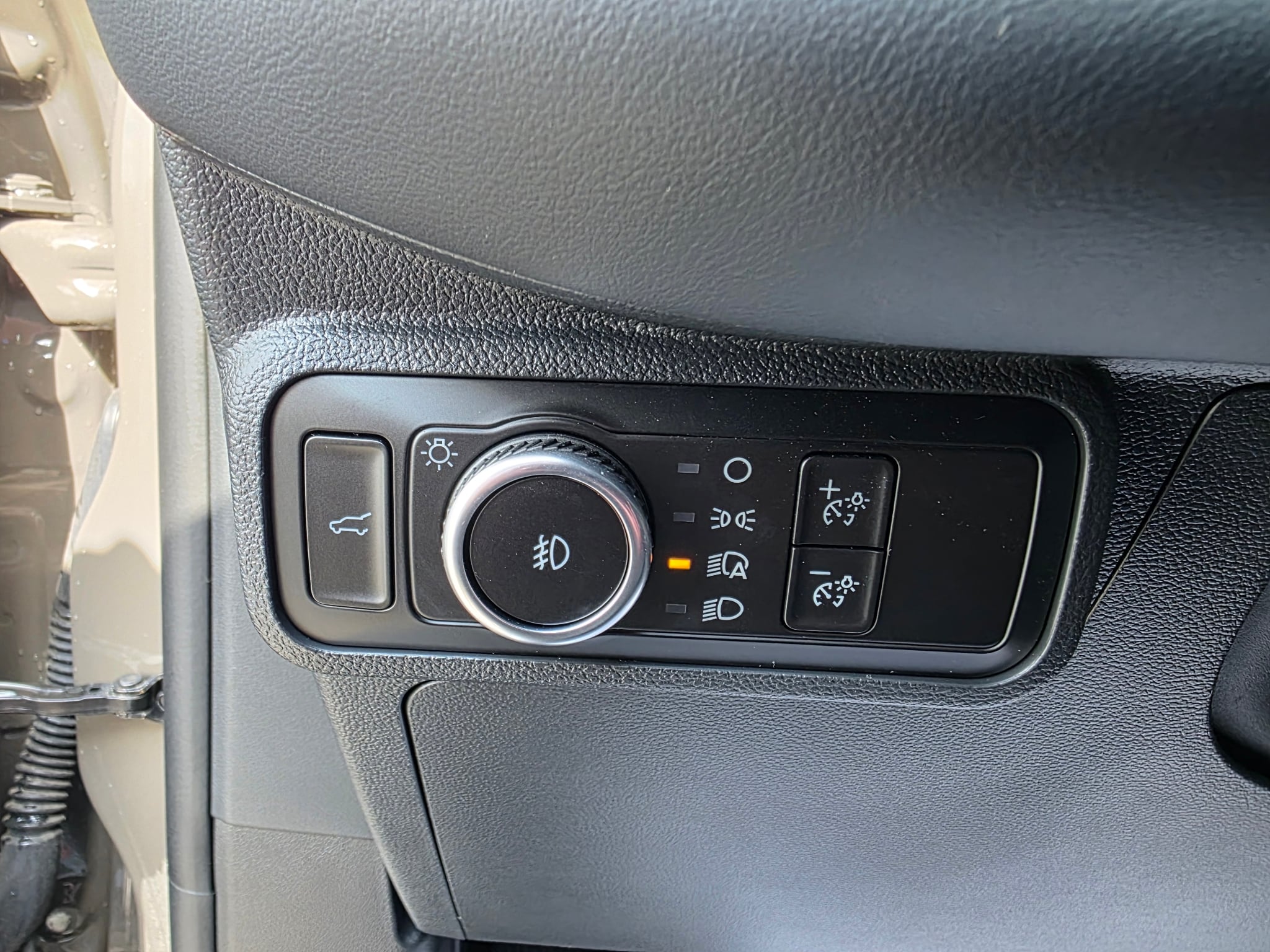 2026 Ford Explorer ST-Line - Photo 17