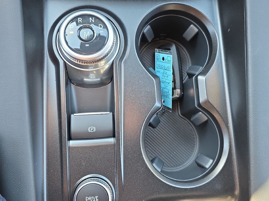 2026 Ford Explorer ST - Photo 36