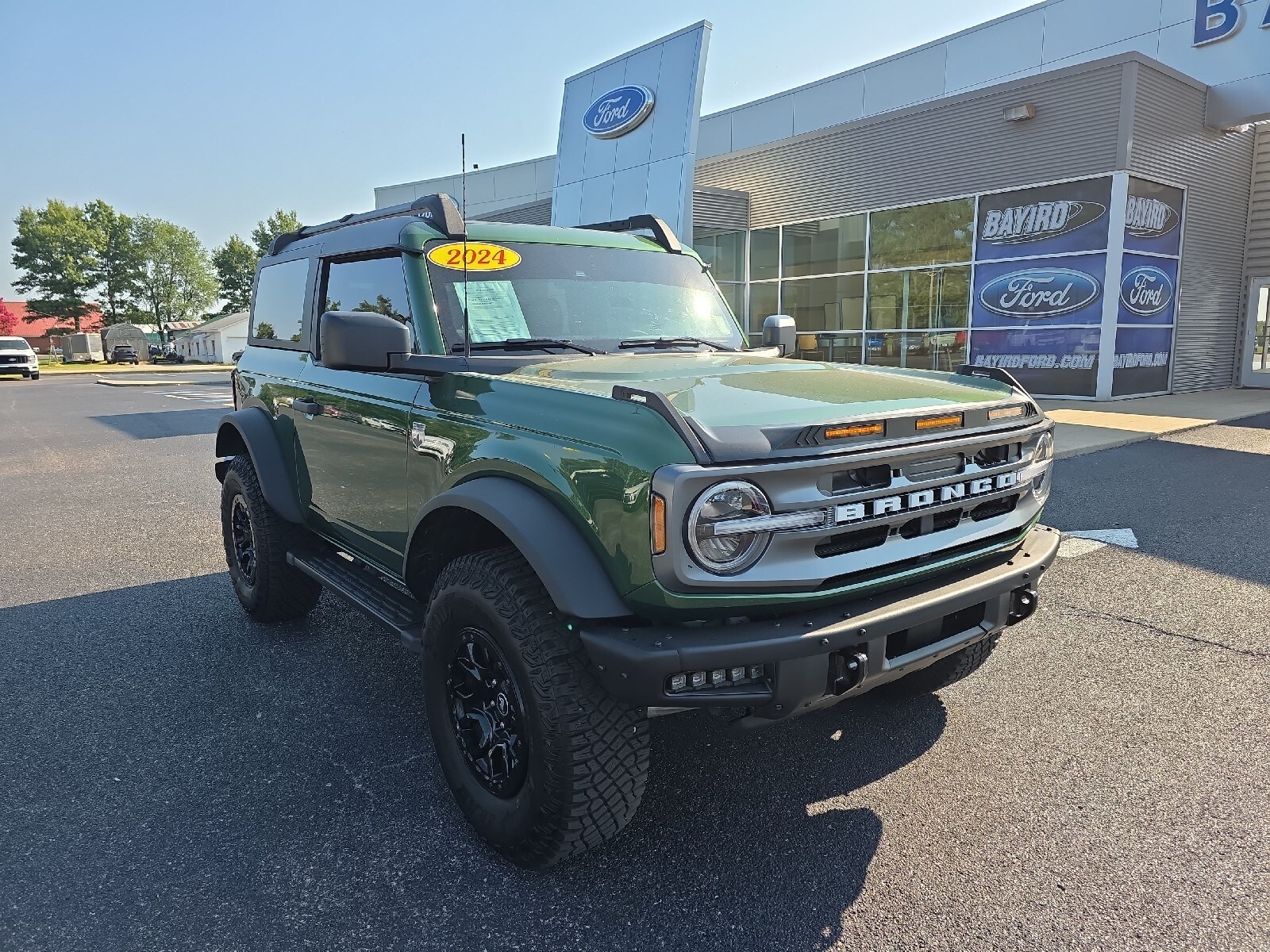 2024 Ford Bronco Big Bend photo 2