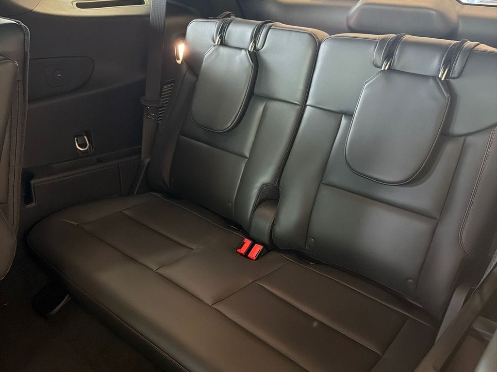 2026 Ford Explorer ST-Line - Photo 10