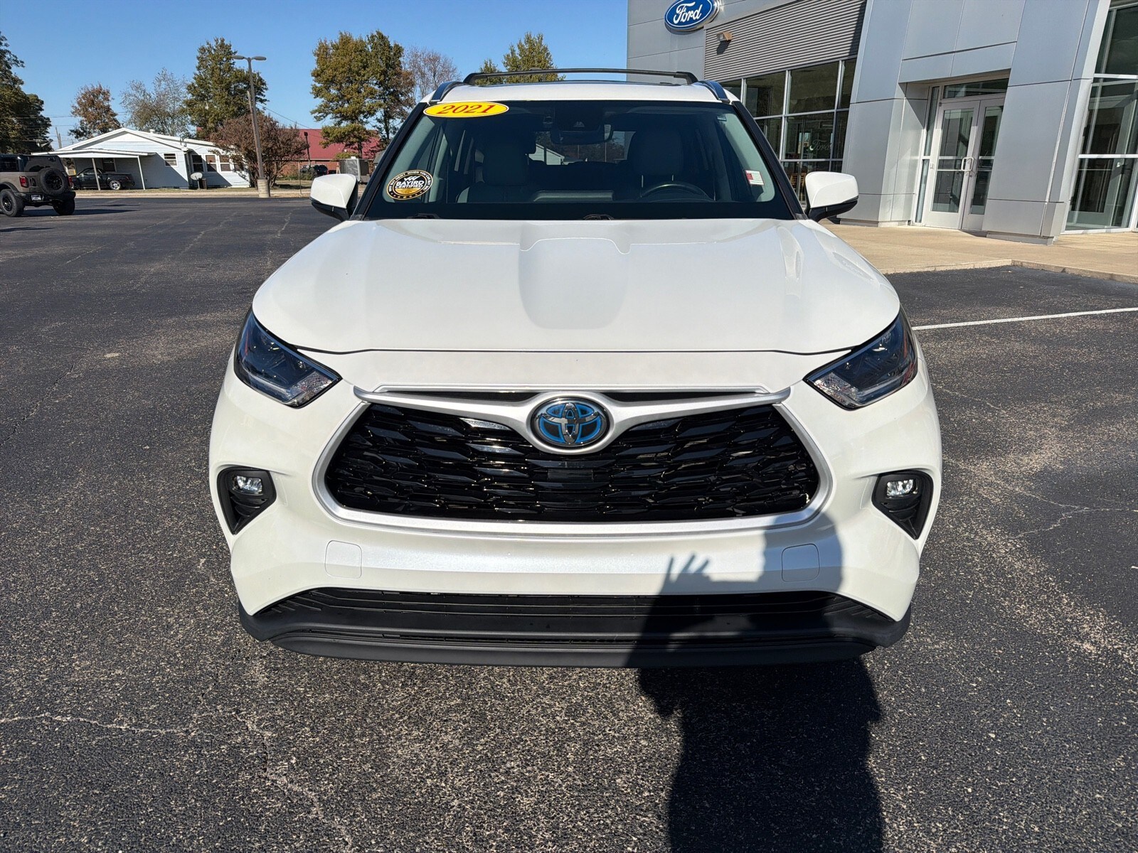 2021 Toyota Highlander Hybrid XLE photo 3