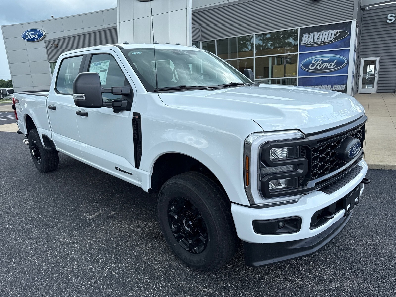 2025 Ford F-250 XL photo 2