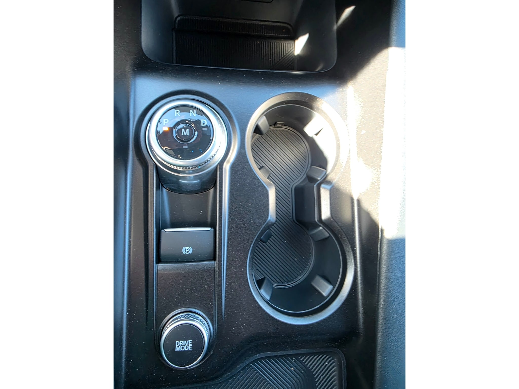 2026 Ford Explorer ST - Photo 36