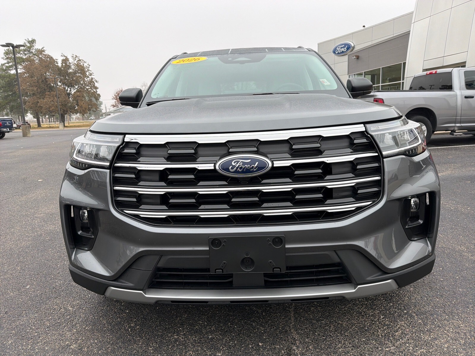 2026 Ford Explorer photo 3