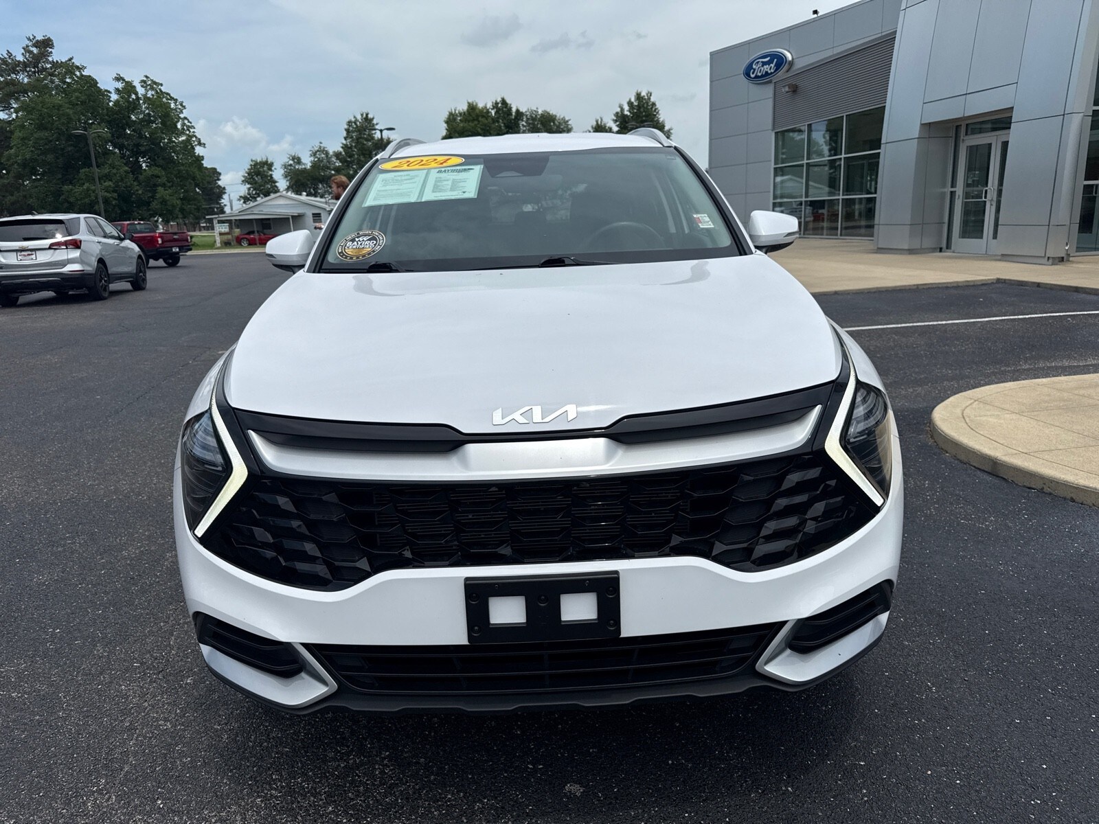 2024 Kia Sportage EX photo 3