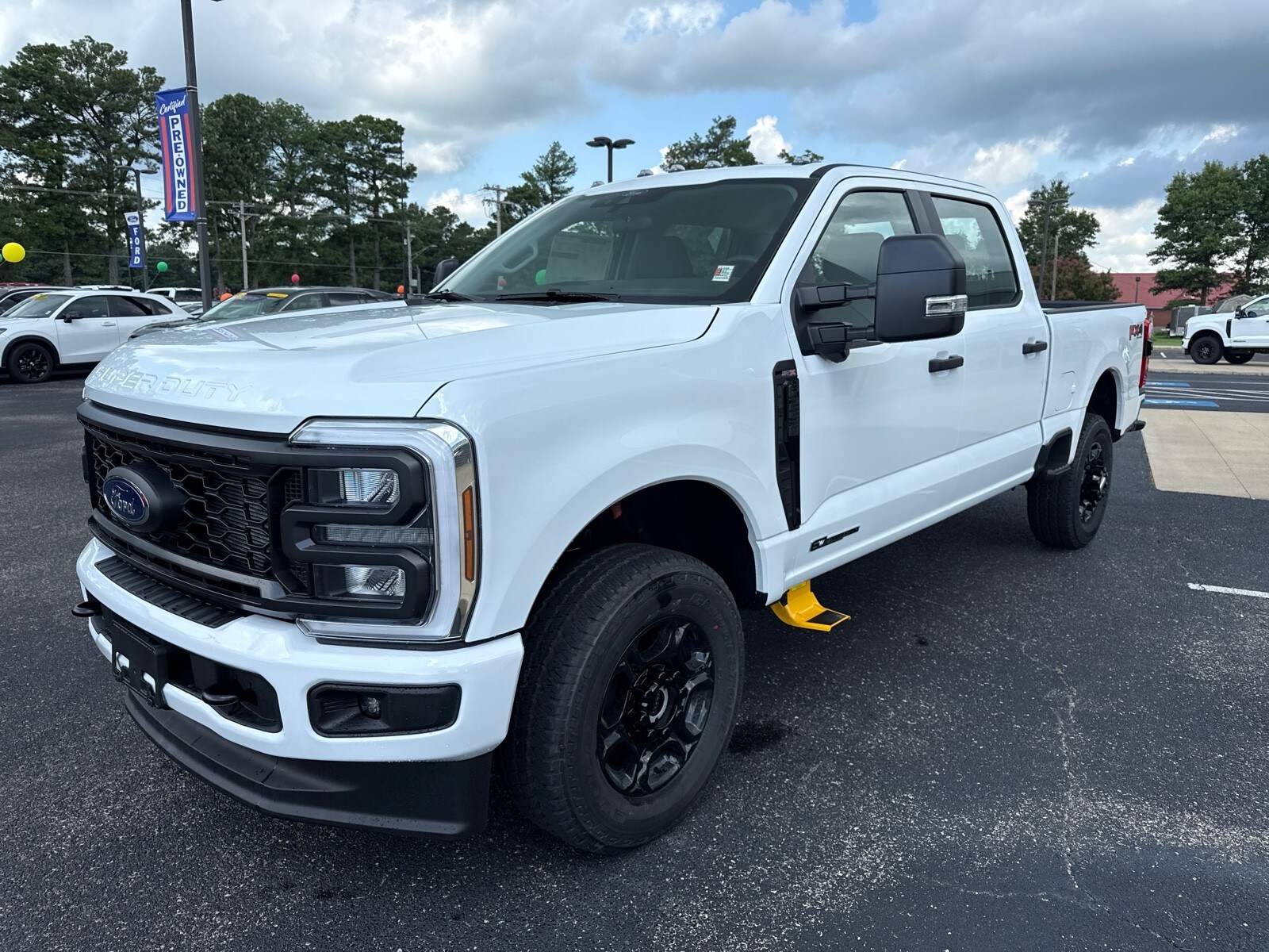 2025 Ford F-250 XL photo 4