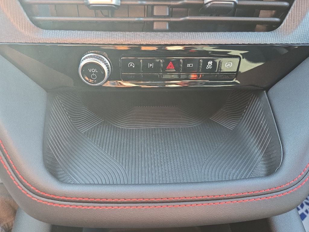 2026 Ford Explorer ST - Photo 34