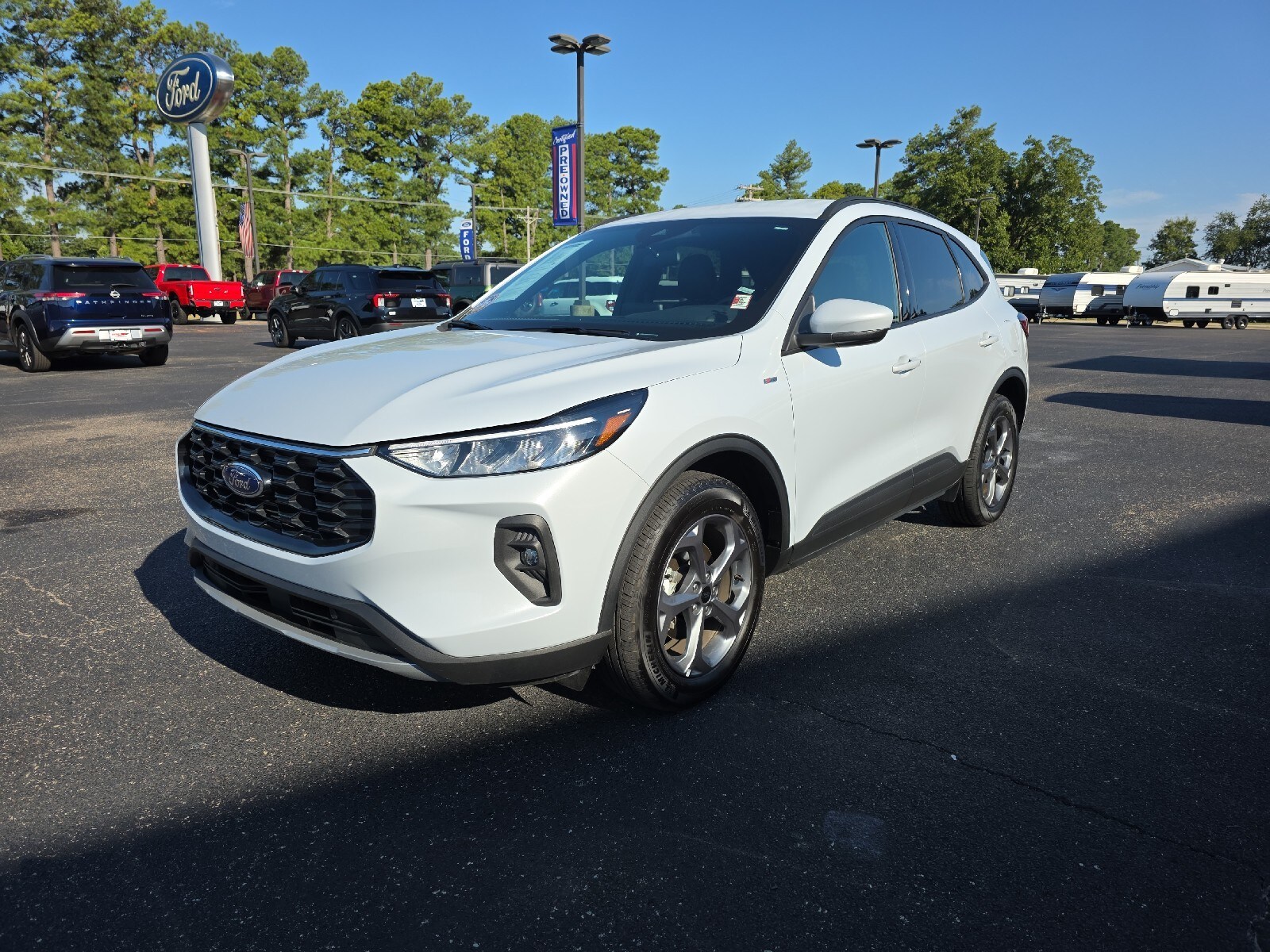 2025 Ford Escape ST-Line Select photo 3
