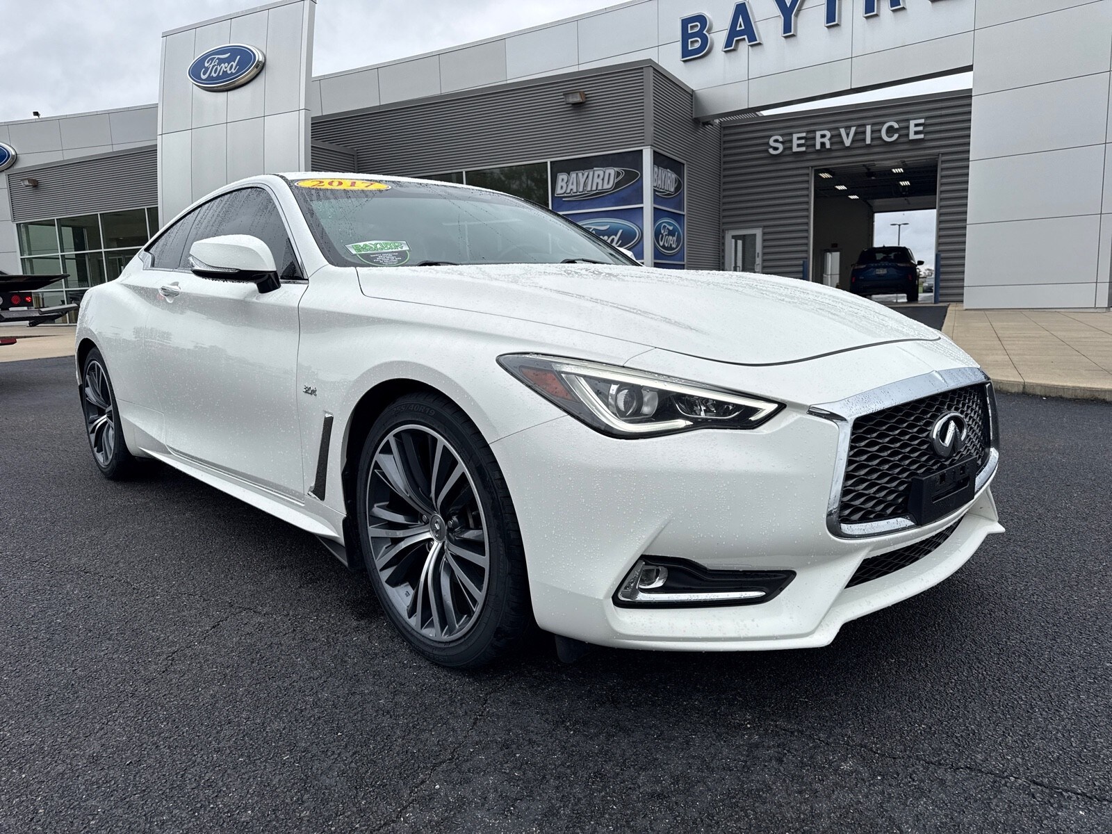 2017 Infiniti Q60 3.0t Premium Coupe photo 2