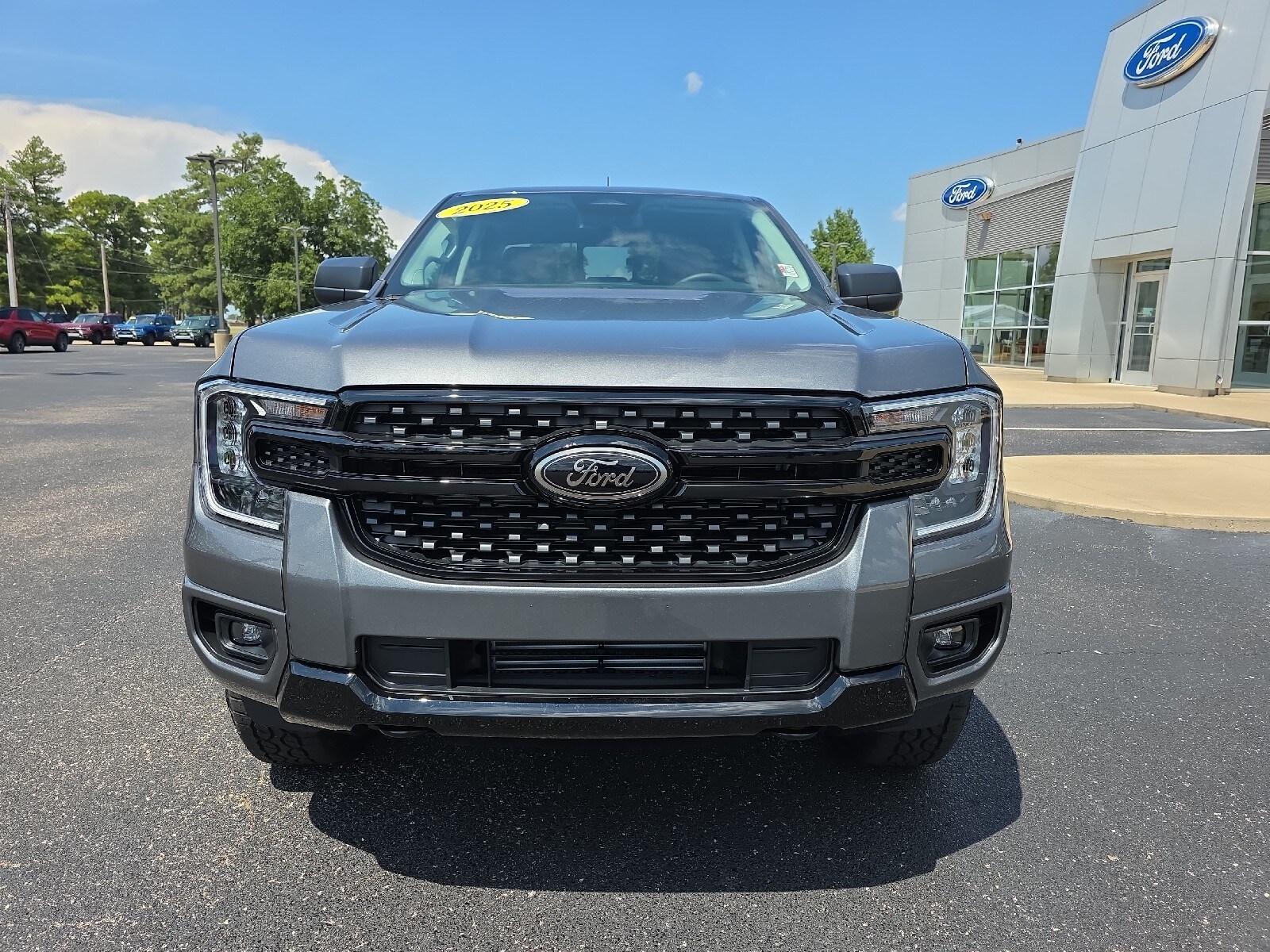 2025 Ford Ranger XLT photo 3
