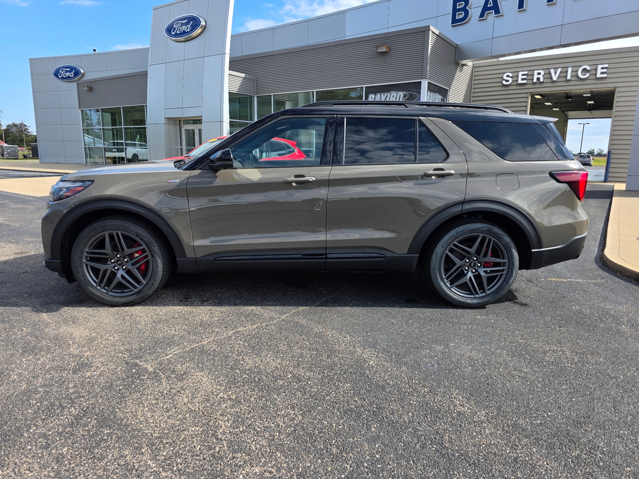 2026 Ford Explorer ST-Line - Photo 7