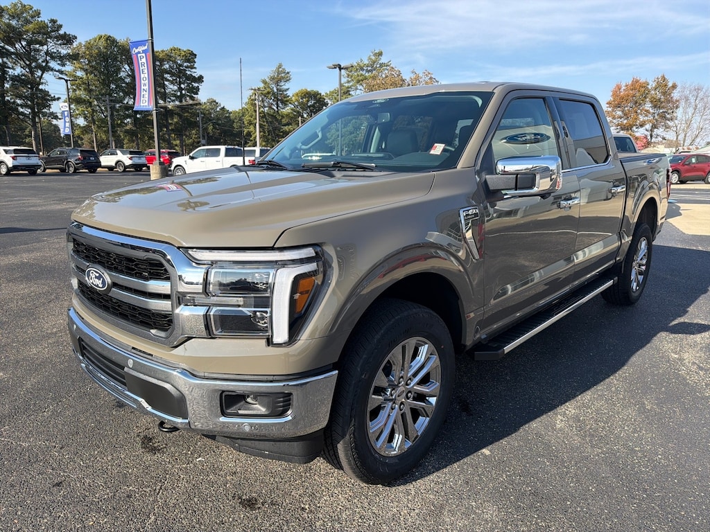 New 2025 Ford F-150 Lariat Truck SuperCrew Cab