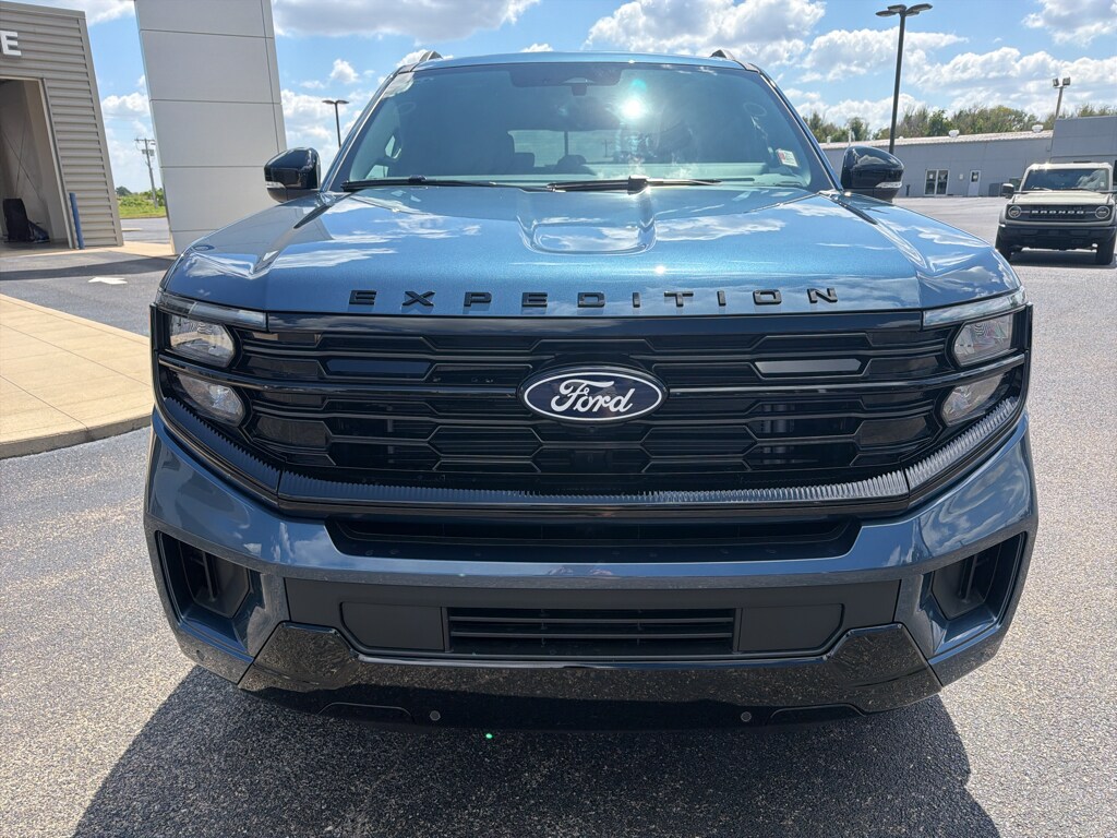 New 2027 Ford Expedition Platinum SUV