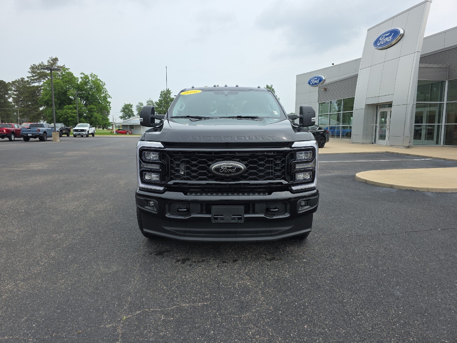 2025 Ford F-250 XLT photo 3