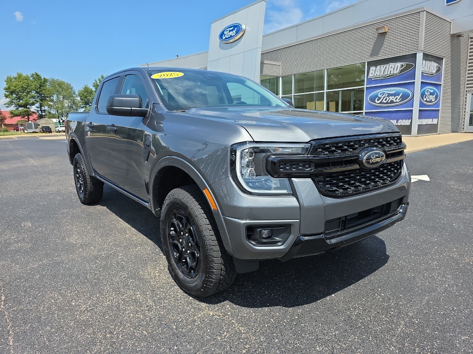 2025 Ford Ranger XLT photo 2