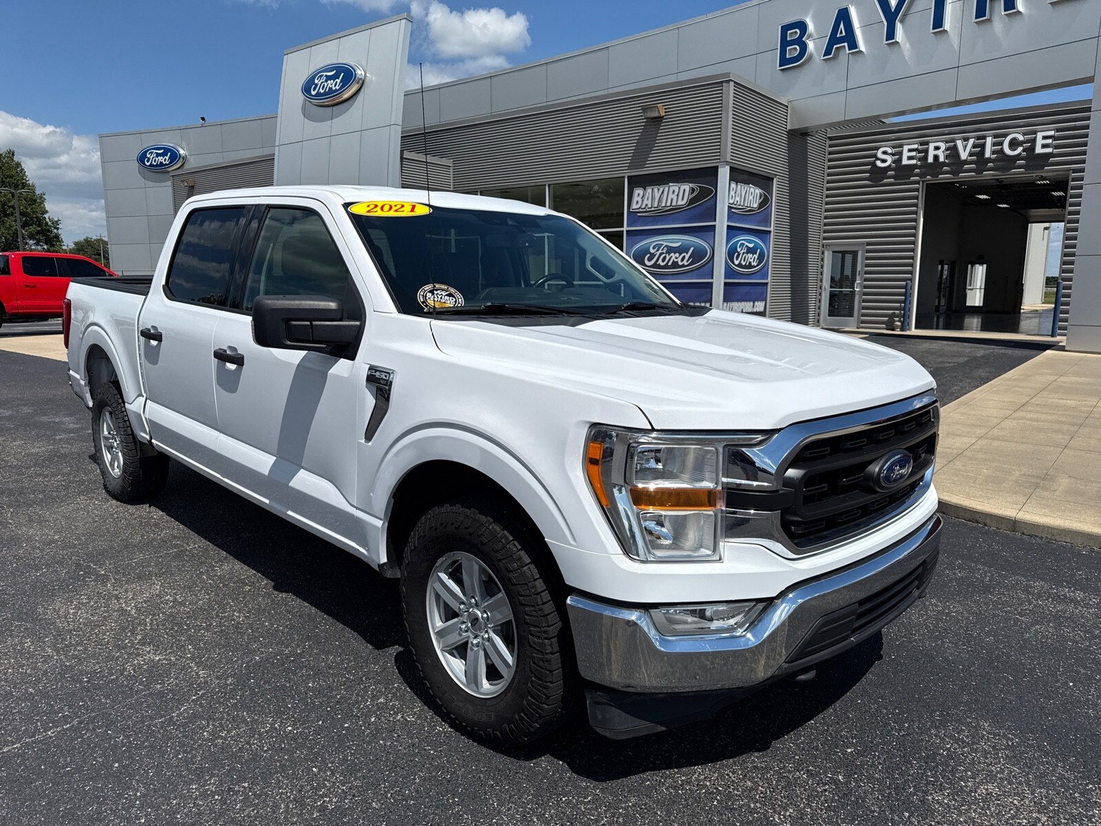 2021 Ford F-150 XLT photo 2