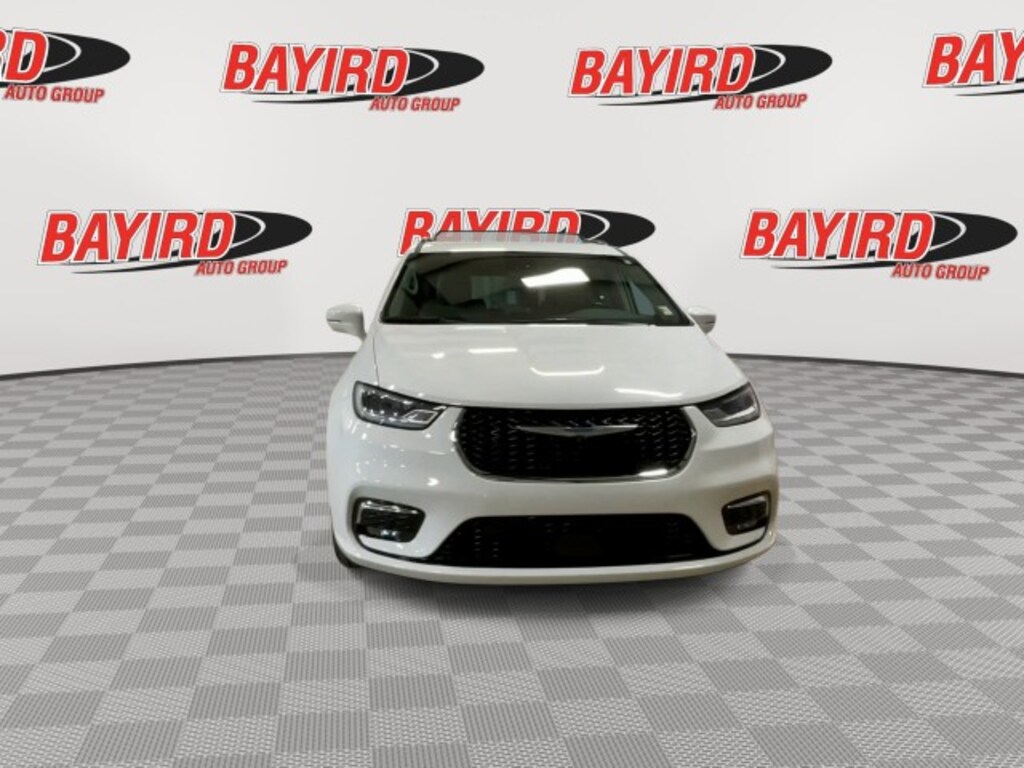 Used 2021 Chrysler Pacifica Hybrid Touring L Minivan/Van