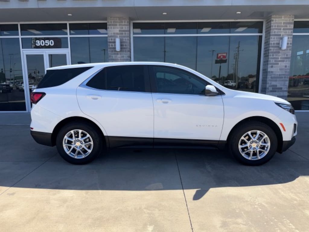 Used 2024 Chevrolet Equinox LT SUV