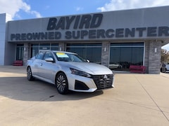 2023 Nissan Altima 2.5 SV Sedan