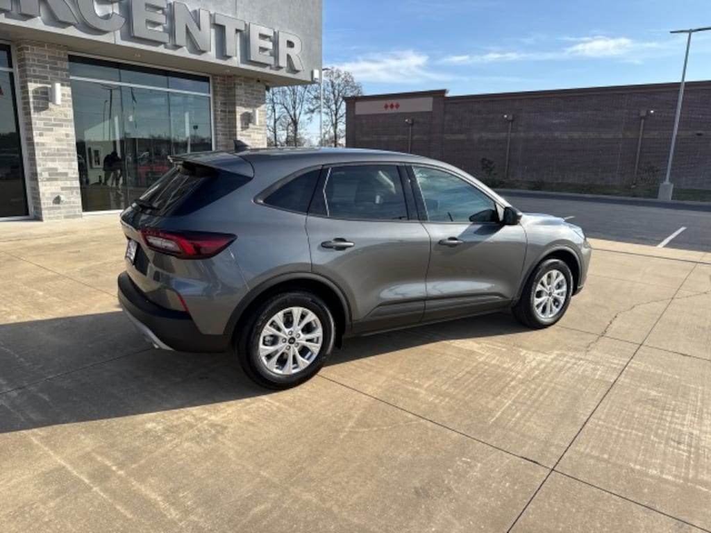 Used 2025 Ford Escape Active SUV