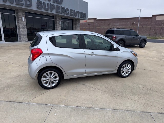 2020 Chevrolet Spark 1LT LT photo 2
