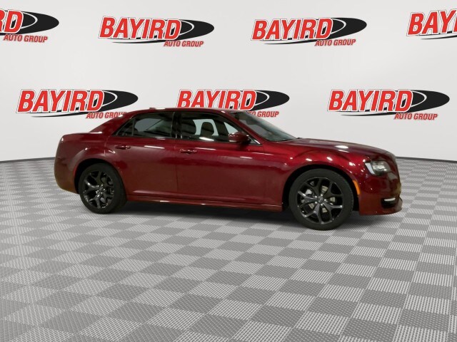 2023 Chrysler 300 Touring L photo 2