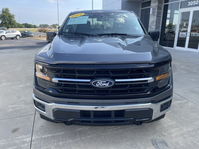 2024 Ford F-150 XLT photo 2
