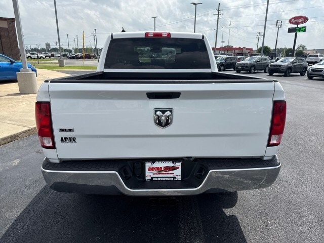 2022 Ram 1500 Classic SLT photo 3