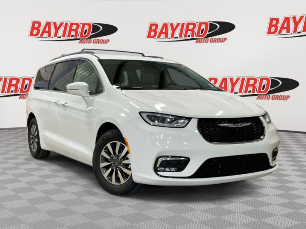 Used 2021 Chrysler Pacifica Hybrid Touring L Minivan/Van
