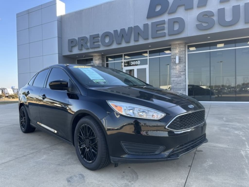 Used 2018 Ford Focus SE Sedan