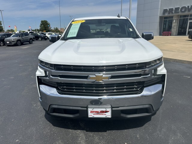 2021 Chevrolet Silverado 1500 LT photo 2