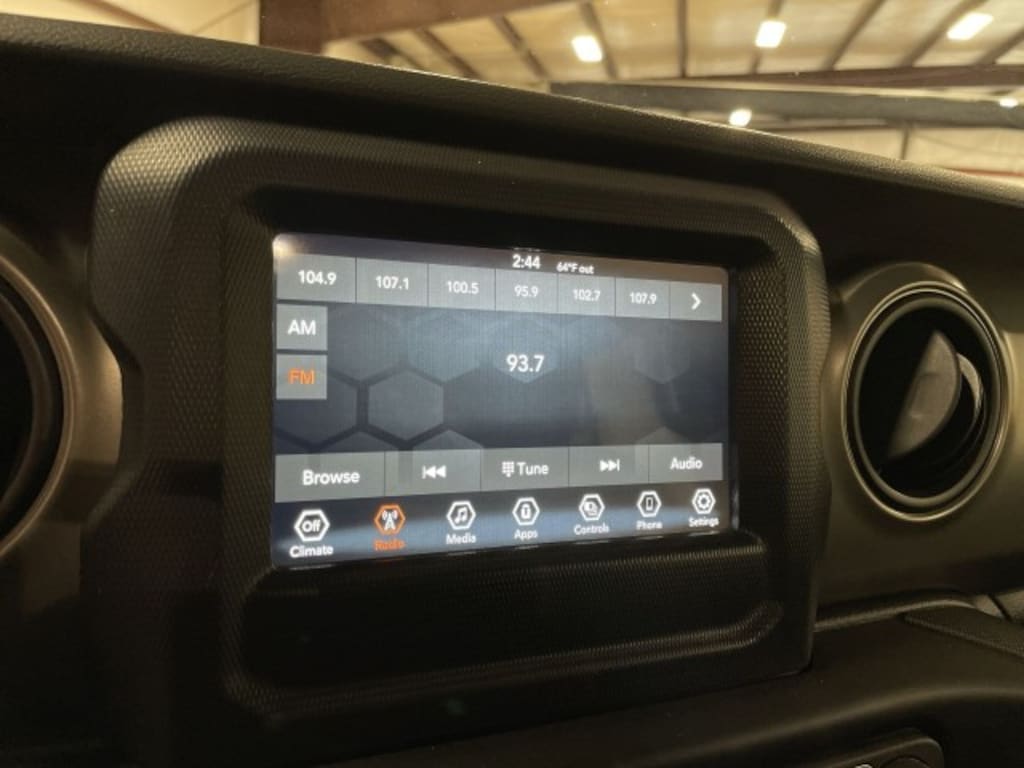 Used 2023 Jeep Gladiator Sport Pickup Truck