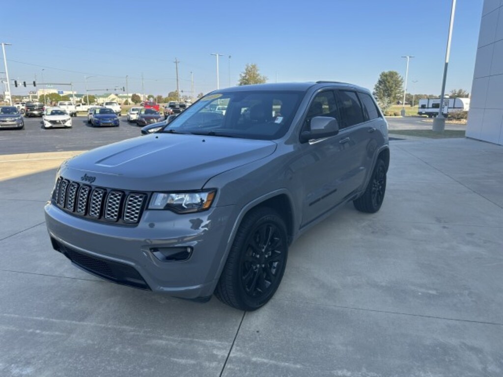 Used 2021 Jeep Grand Cherokee Laredo X SUV