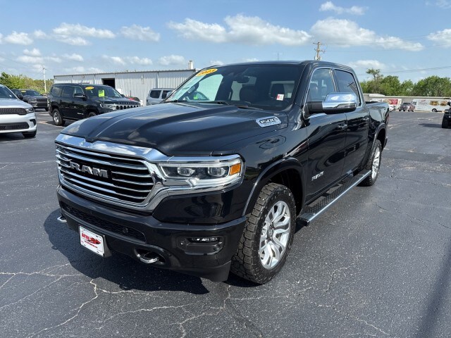2023 Ram 1500 Longhorn photo 3