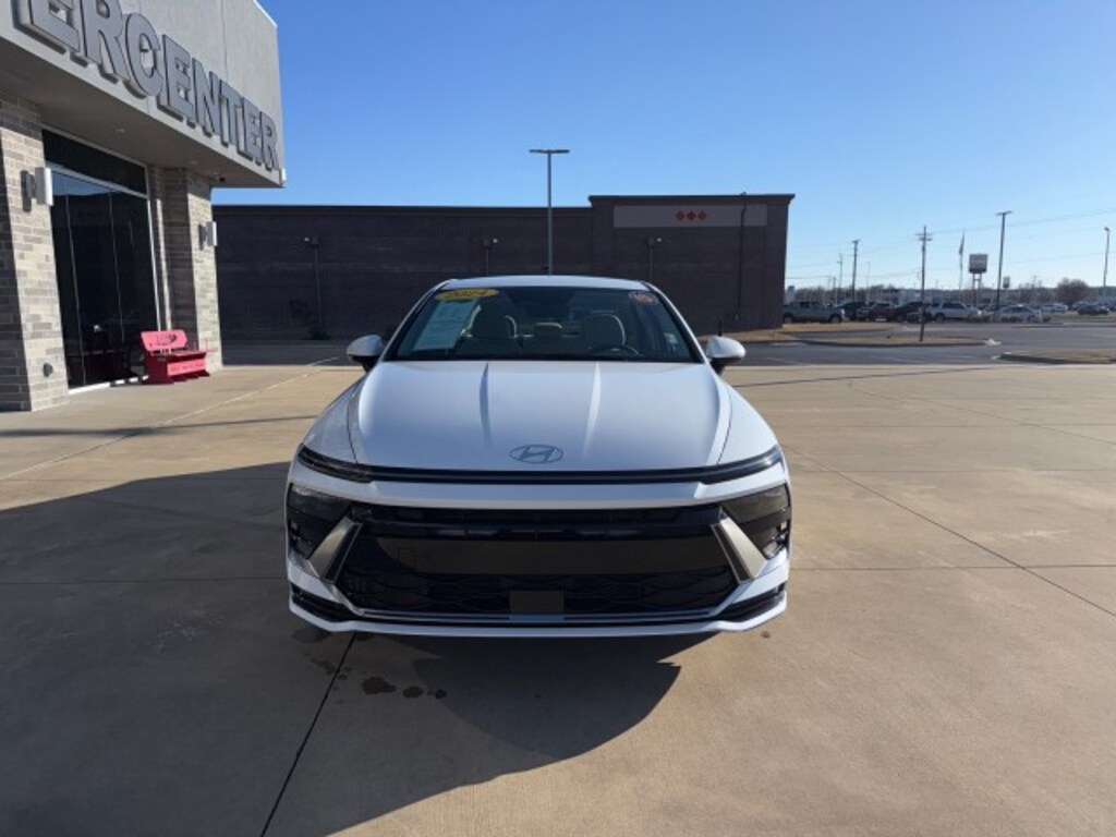 Used 2024 Hyundai Sonata SEL Sedan