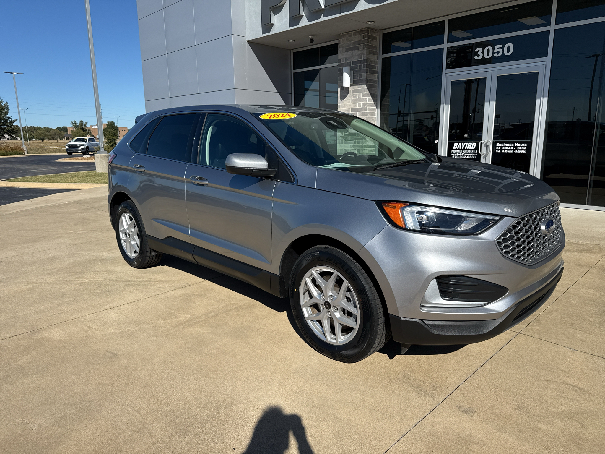 Used 2024 Ford Edge SEL Sport Utility