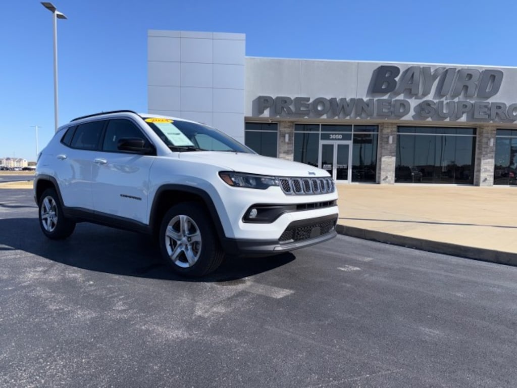 Used 2024 Jeep Compass Latitude SUV